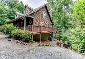 Private Luxury Cabin w Pool Table and Firepit